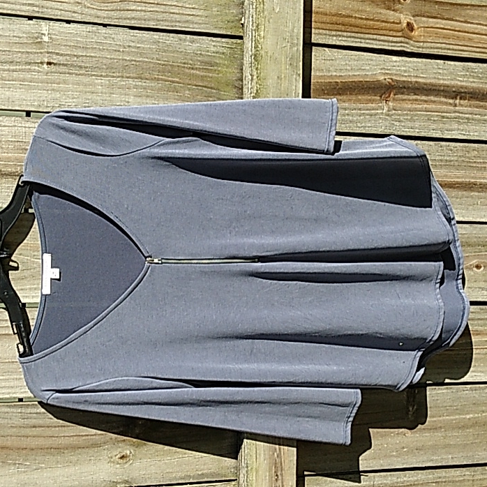 Women's Tunic Top, Size Medium